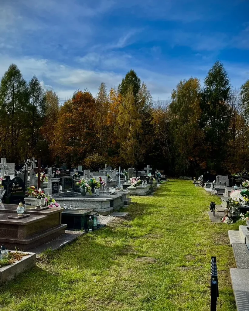 czyste-groby-cmentarz-stobiecko